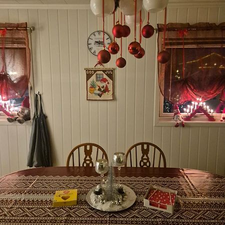 Utsikten Feriehus I Bakkeby Exterior foto