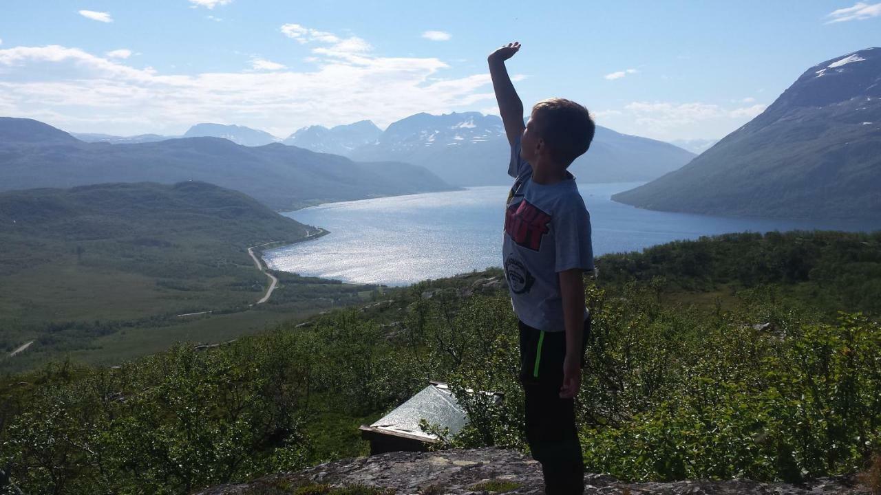 Utsikten Feriehus I Bakkeby Exterior foto